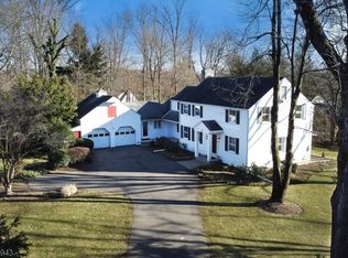 160 Spencer Rd, Basking Ridge, NJ 07920