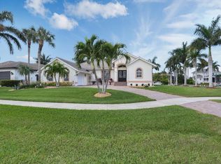 468 Waterleaf Ct, Marco Island, FL 34145