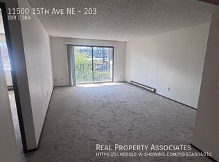 11500 15th Ave NE #203, Seattle, WA 98125