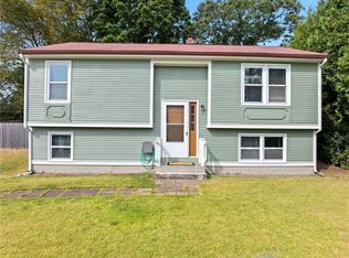 9 Aldrich St, West Warwick, RI 02893