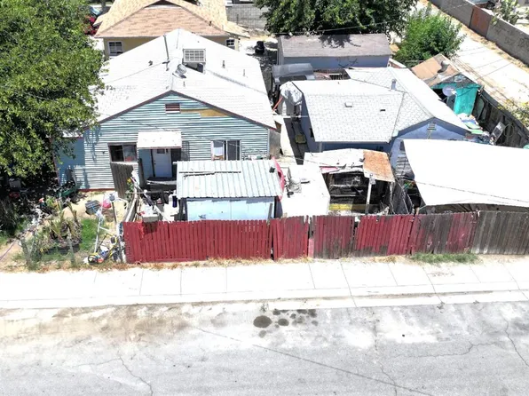 322 Madison St, Delano, CA 93215