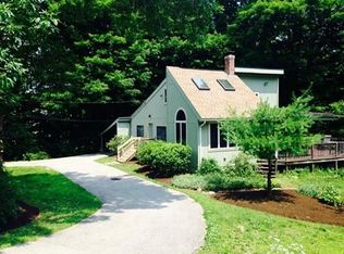 25 Green Ave, Belchertown, MA 01007