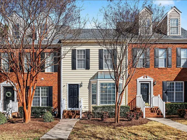 104 Knightsborough Way, Apex, NC 27502