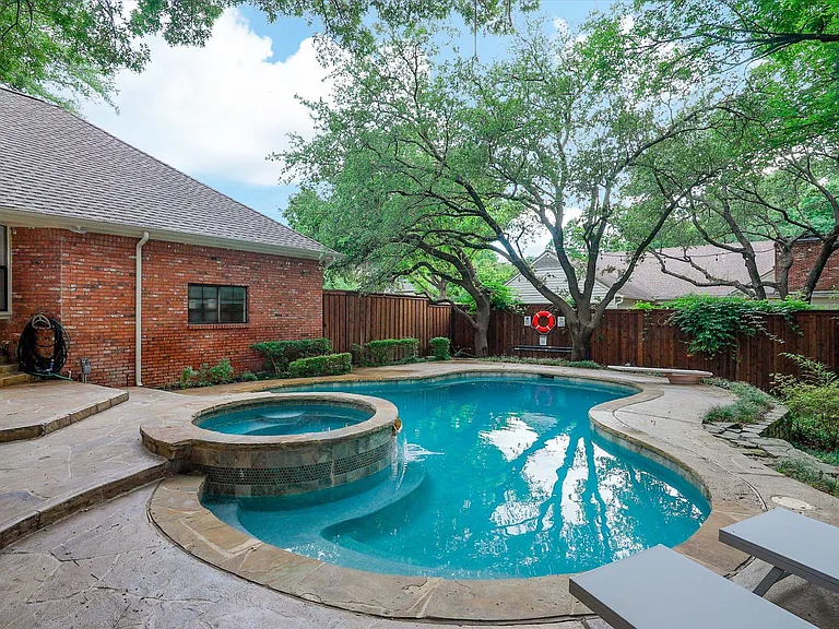 6507 Clubhouse Cir — Photo 46