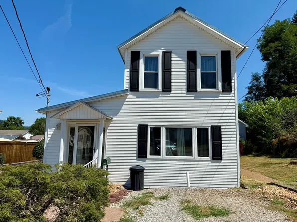 123 Boston St., Paden City, WV 26159