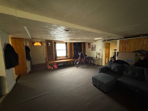 3rd image of 51 S Franklin St #D092953f8
