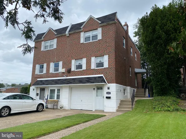 12002 Glenfield St, Philadelphia, PA 19154