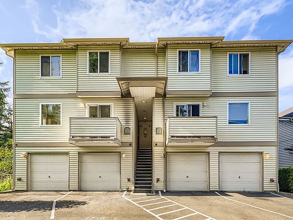 3rd image of 1710 121st St SE #C
