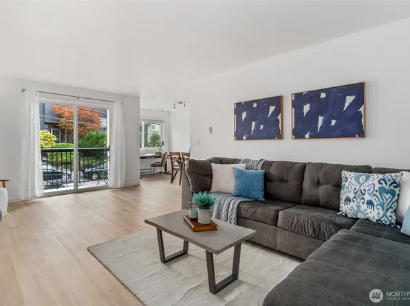 8747 Phinney Avenue N #12, Seattle, WA 98103