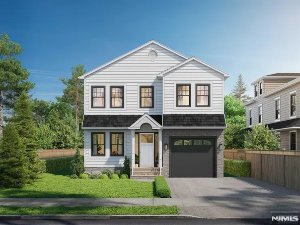 318 Union St, Carlstadt, NJ 07072