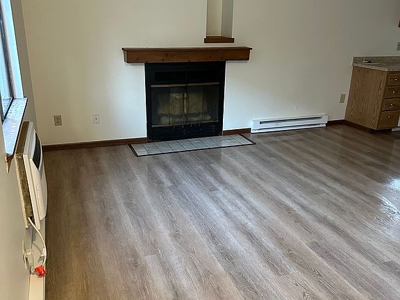 2nd image of 250 N University Dr APT 3
