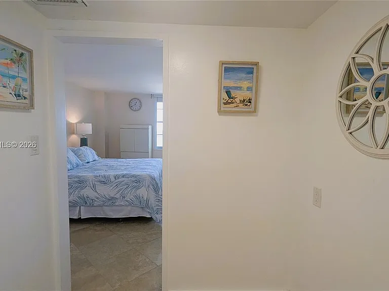 5161 Collins Ave #1217 — Photo 20
