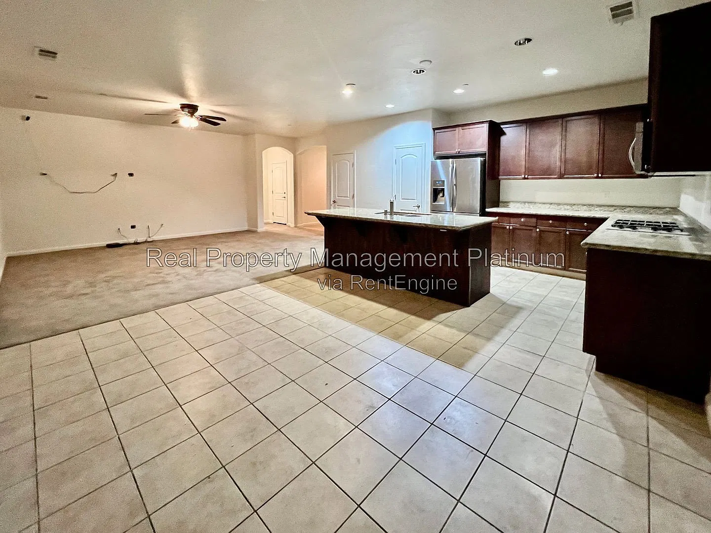 4 bed, 2.5 bath, 1777 sqft, $2,550 — Photo 3
