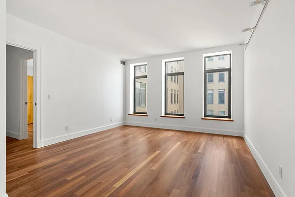 Sold by Compass | media 7