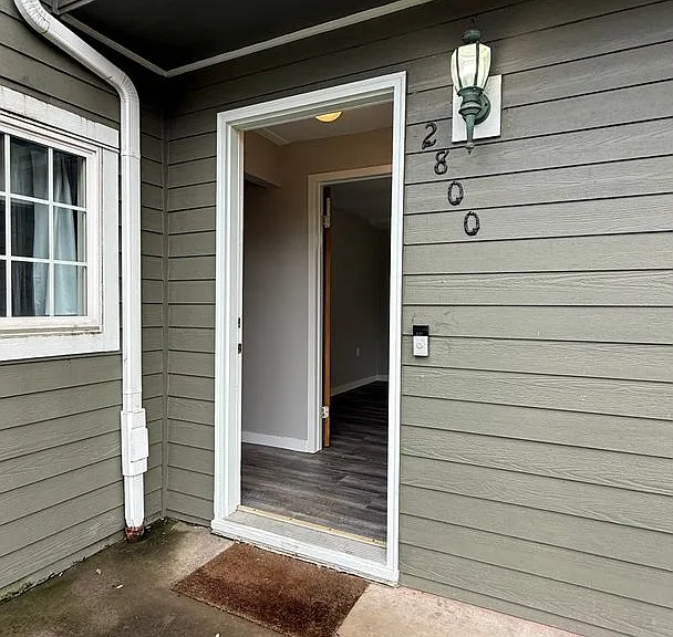 2800 SE 115th Ave — Photo 3