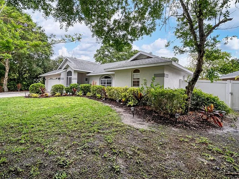 5219 Inverness Dr — Photo 31