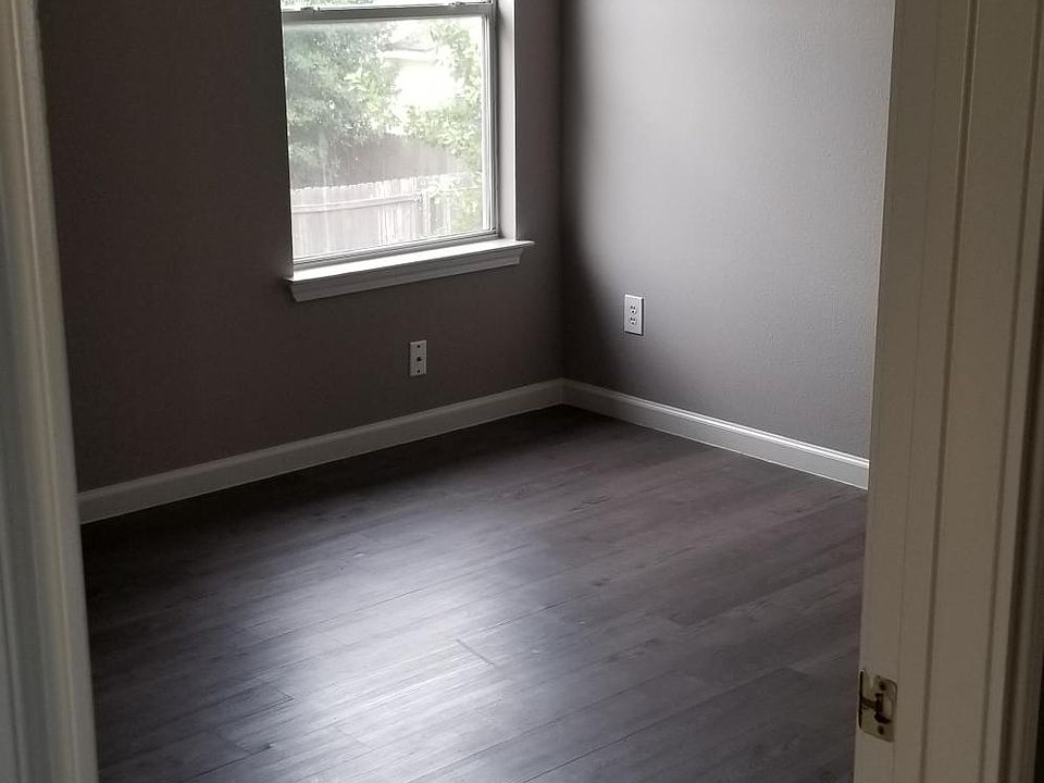 1st image of 6705 Savanna Canyon Dr