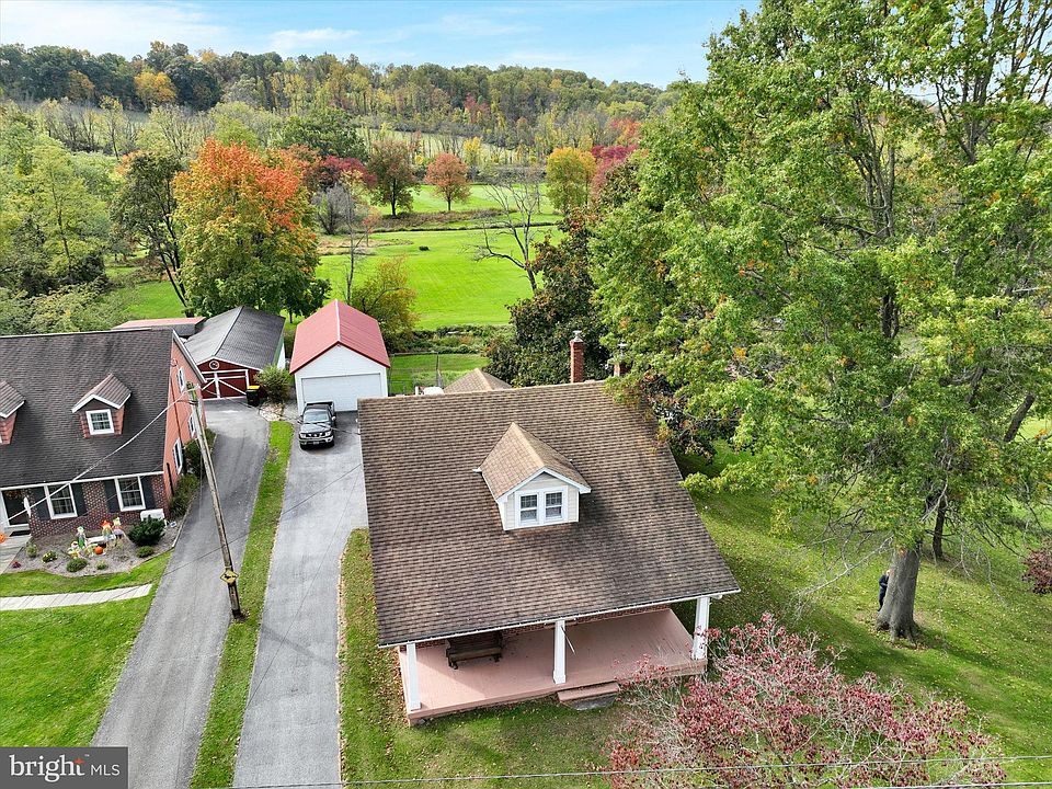 126 Main St, Oley, PA 19547 Zillow