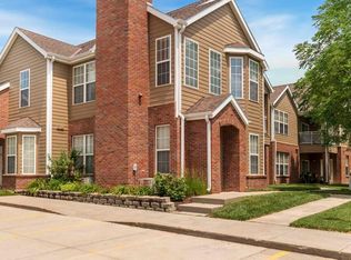 3821 Eagle Ridge Rd APT 29, Lincoln, NE 68516