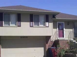 8903 S 142nd Avenue Cir, Omaha, NE 68138