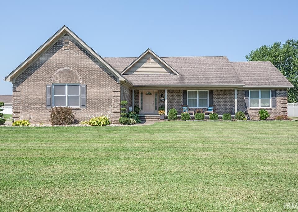1st image of 576 N Fairview Dr