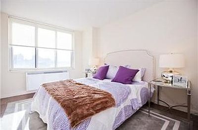 1st image of 1 River Pl APT 1002