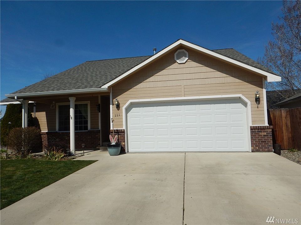 Welcome to 111 Joanna Place Ellensburg. 
