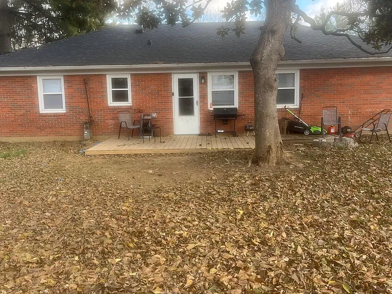 Deck large enough for patio furniture and grill
