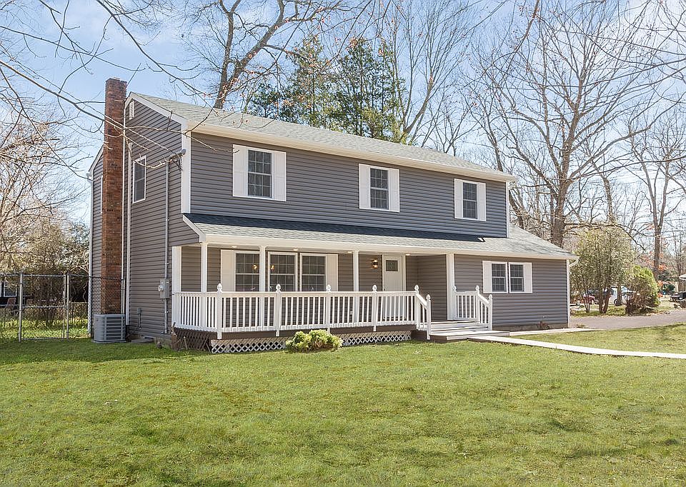 1st image of 217 Swezey Ln