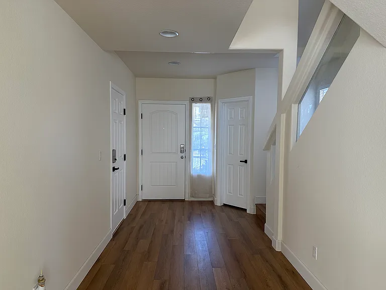 6821 Treble Clef Ave — Photo 1
