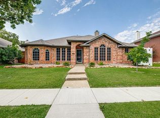 7001 Battle Creek Dr, Rowlett, TX 75089