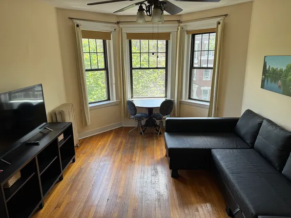 31 Queensberry St, Boston, MA