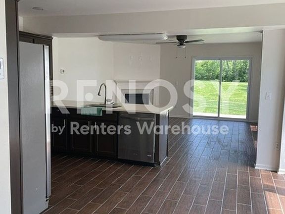 4th image of 8127 N Lawn Ave