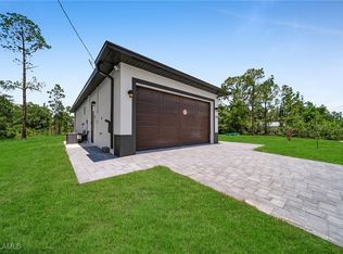 233 Narcissus Ave S, Lehigh Acres, FL 33974