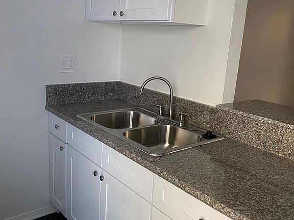 2nd image of 7051 Coldwater Canyon Ave
