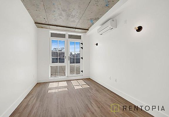 4th image of 668 Bushwick Ave #210