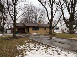 4630 Moeller Dr, Bay City, MI 48706