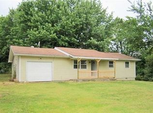 22979 Daisy Rd, Lebanon, MO 65536