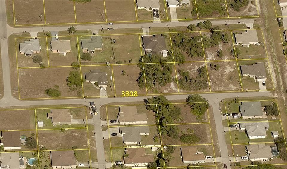 1st image of 3808 9th St W