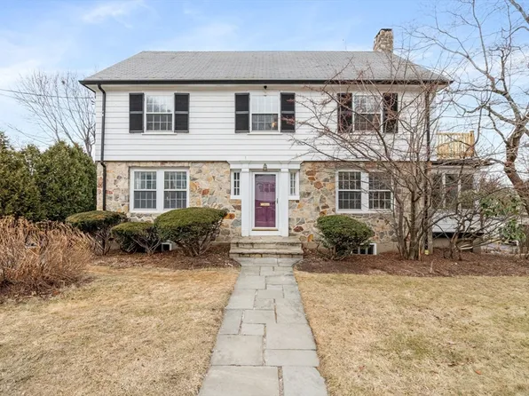 360 School St, Belmont, MA 02478