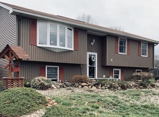 214 Dayton St, Chicopee, MA 01013