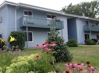 108 W Brink St #124-6, Harvard, IL 60033