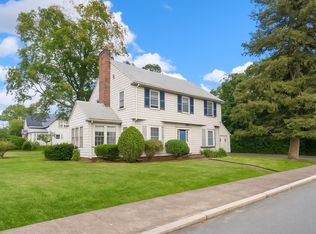 6 Tanager Rd, Attleboro, MA 02703
