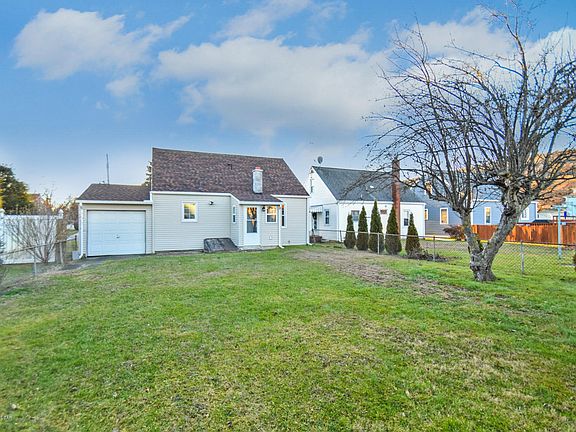 REAR YARD W/ APPLE TREE
