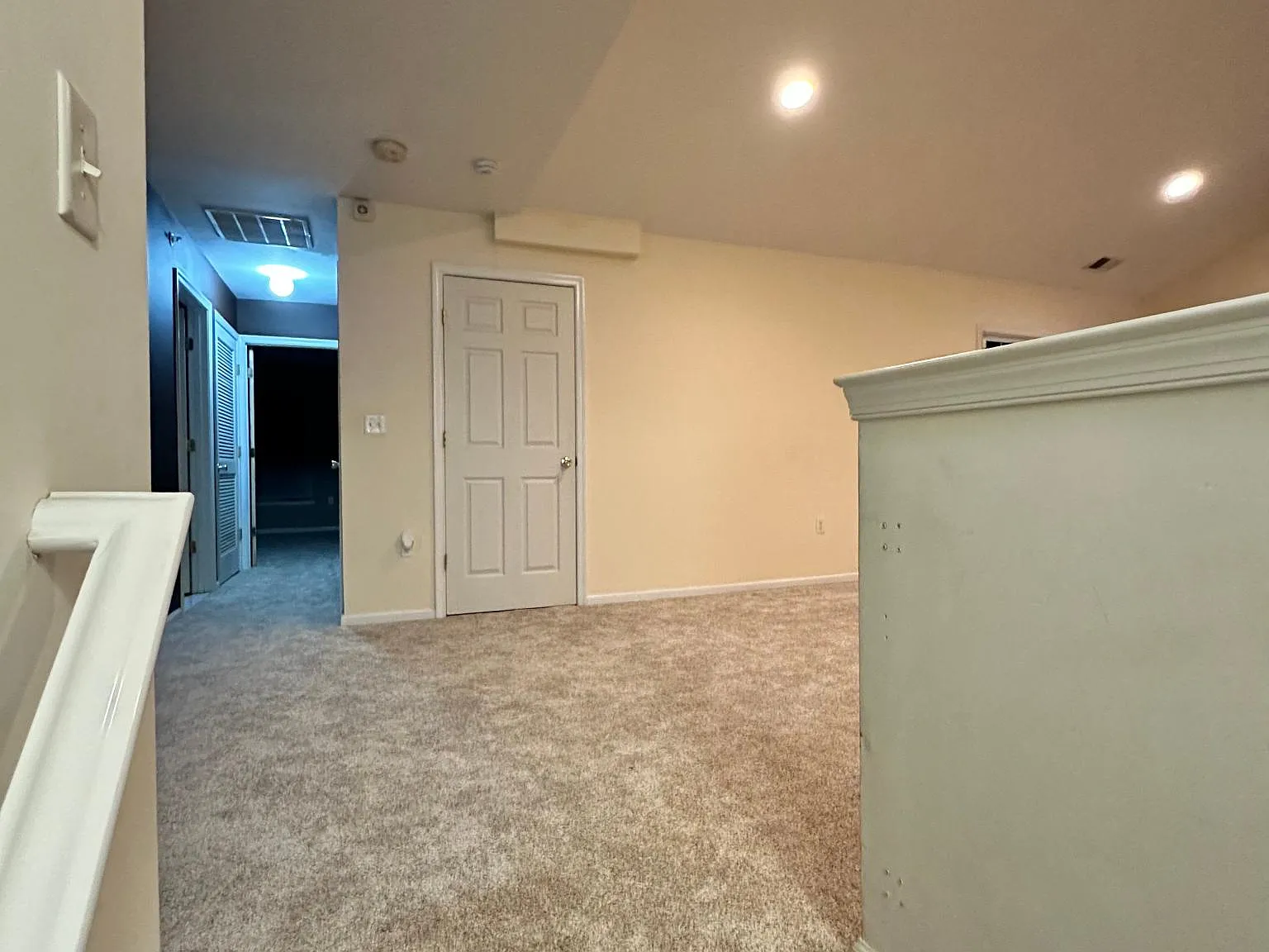 2 bed, 1200 sqft, $2,700 — Photo 3