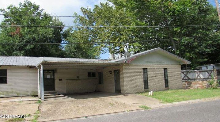 1st image of 833 W South St