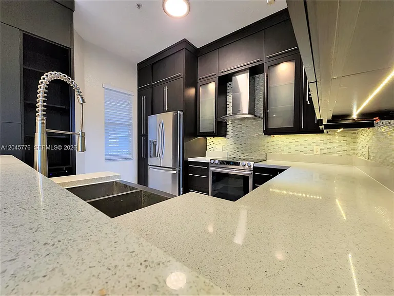 4405 SW 160th Ave #204 — Photo 4