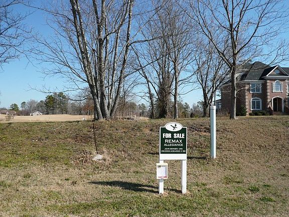 Front Lot View