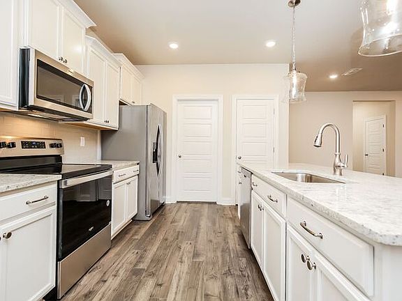 5th image of 2516 Elmcroft Ave #2516EA