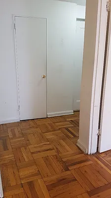 Rented by Smart NY Realty LLC | media 8
